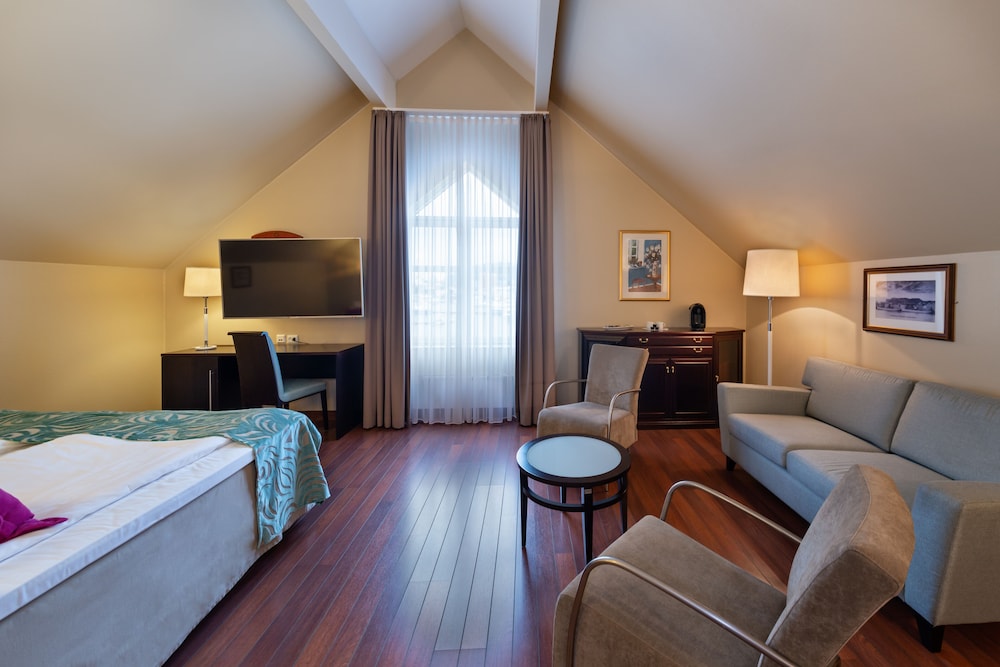 Quality Hotel Floro 25/39
