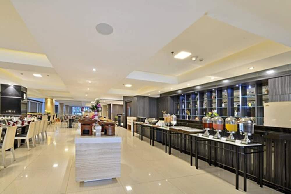 Travello Hotel Bandung 49/60
