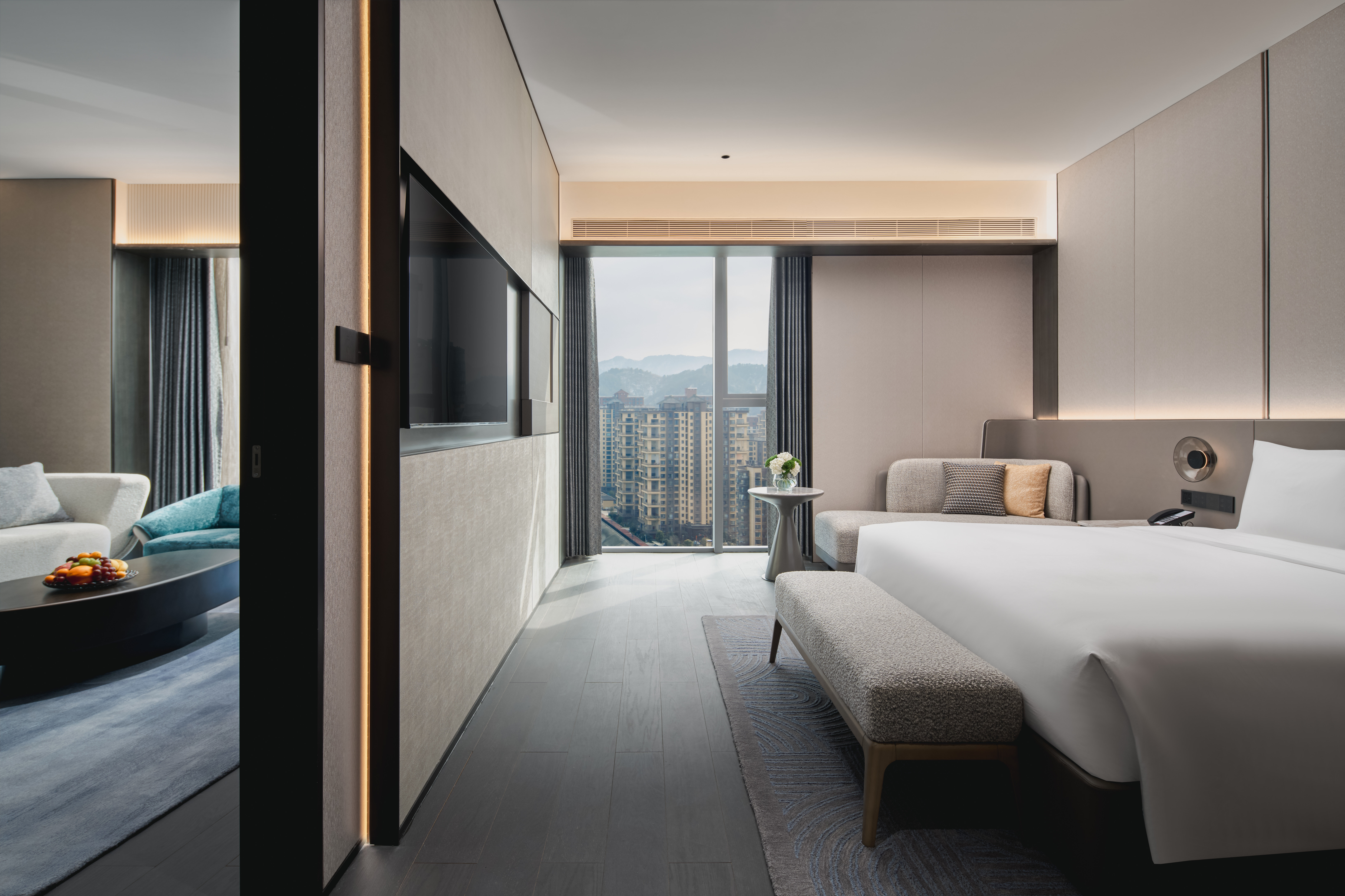 Crowne Plaza Shangluo 24/60