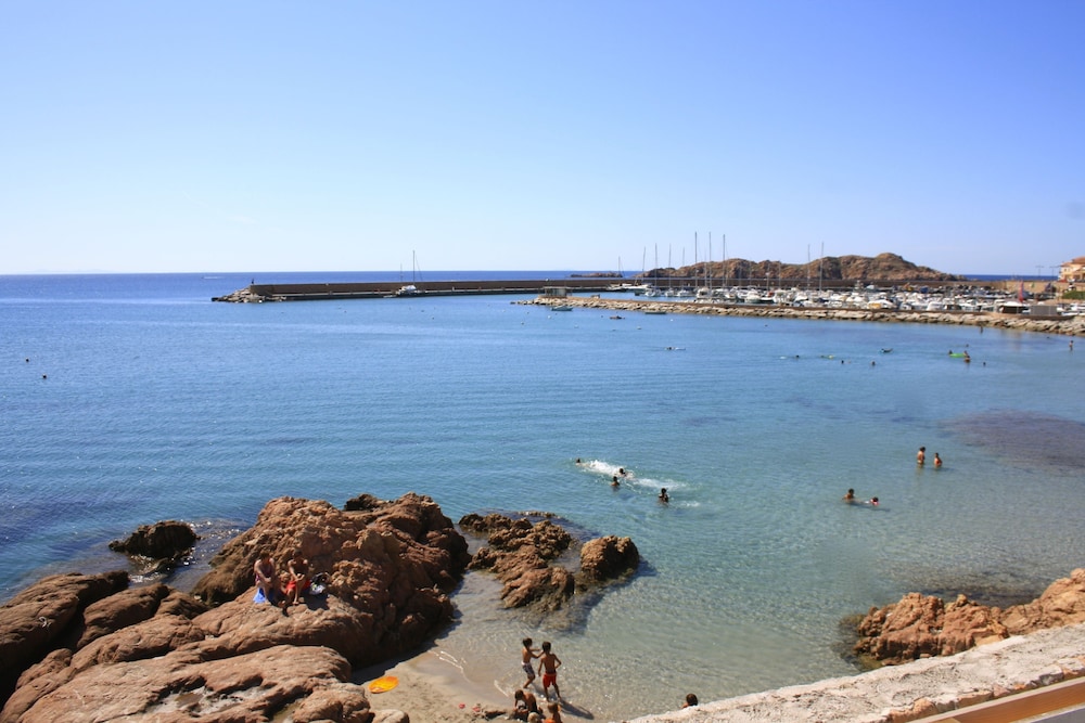 Appartamenti Isola Rossa Borgo Di Mare 41/55
