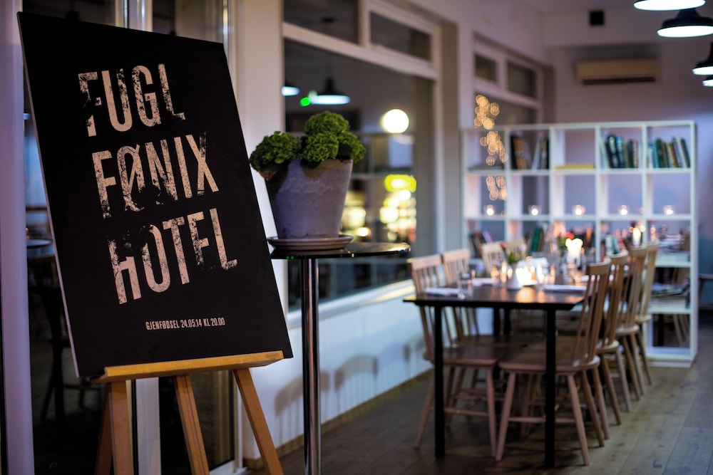 Fugl Fonix Hotel 23/28