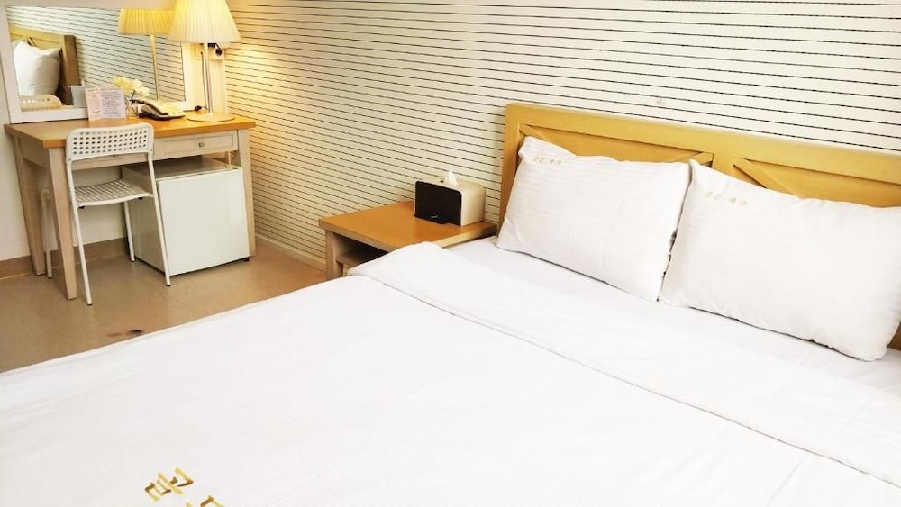 Golden Park Hotel 35/59