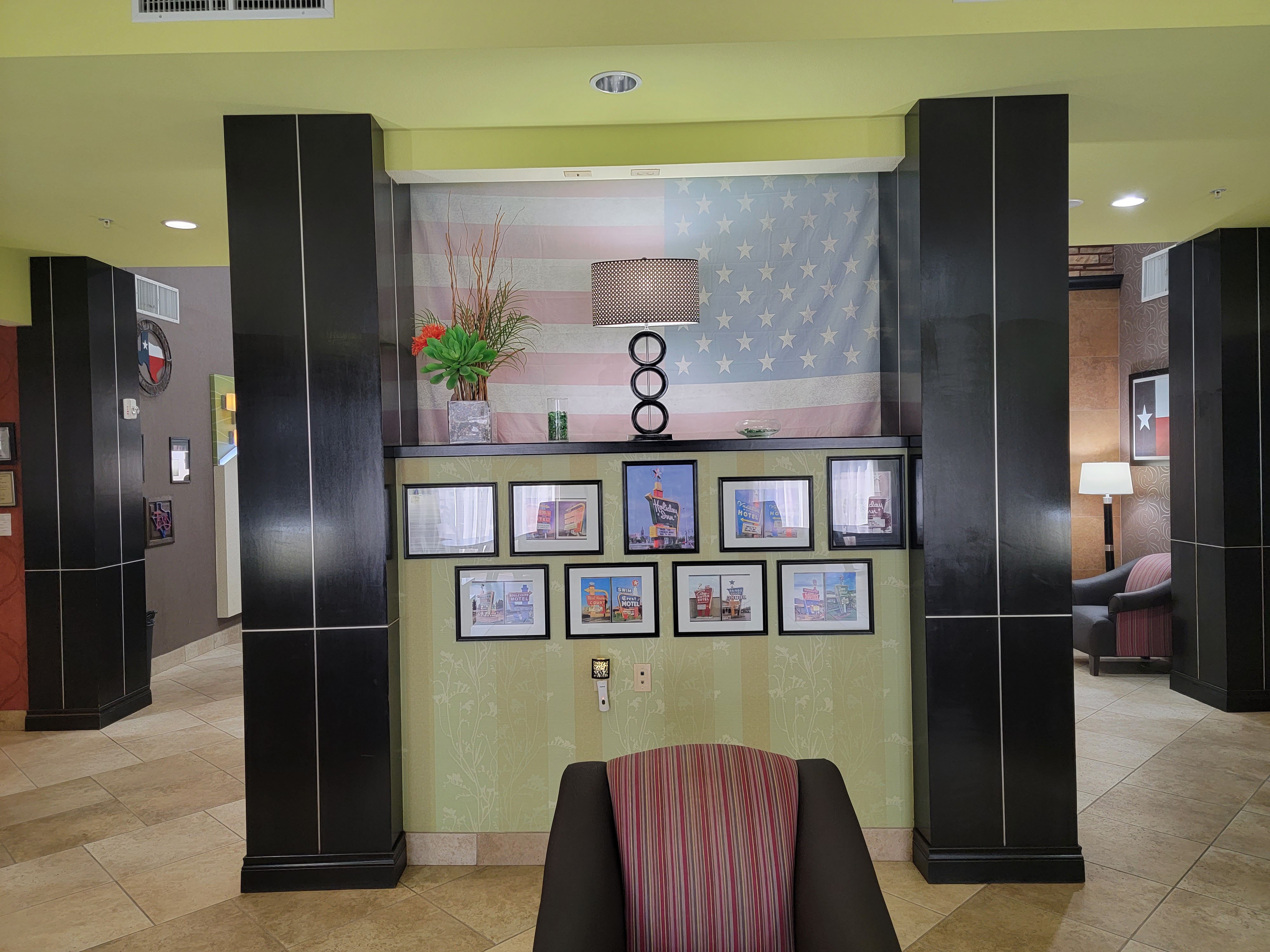 Holiday Inn Garland 15/73
