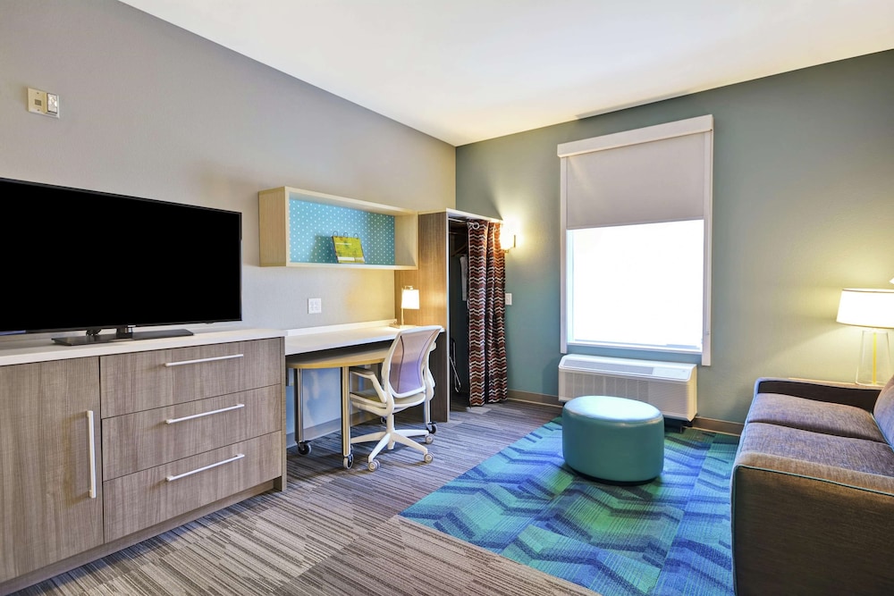 Home2 Suites By Hilton Queensbury Glens Falls 32/53