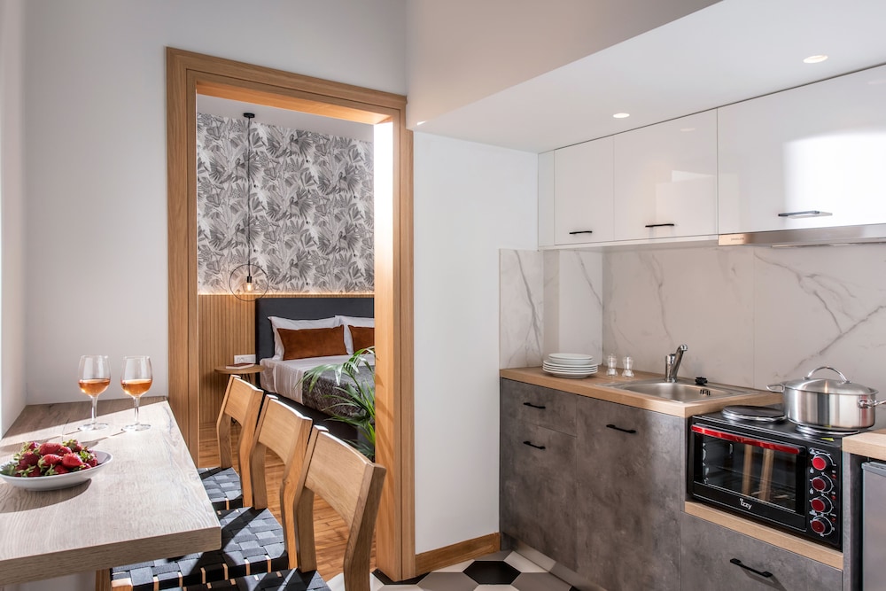 Kipos Boutique Suites 21/29