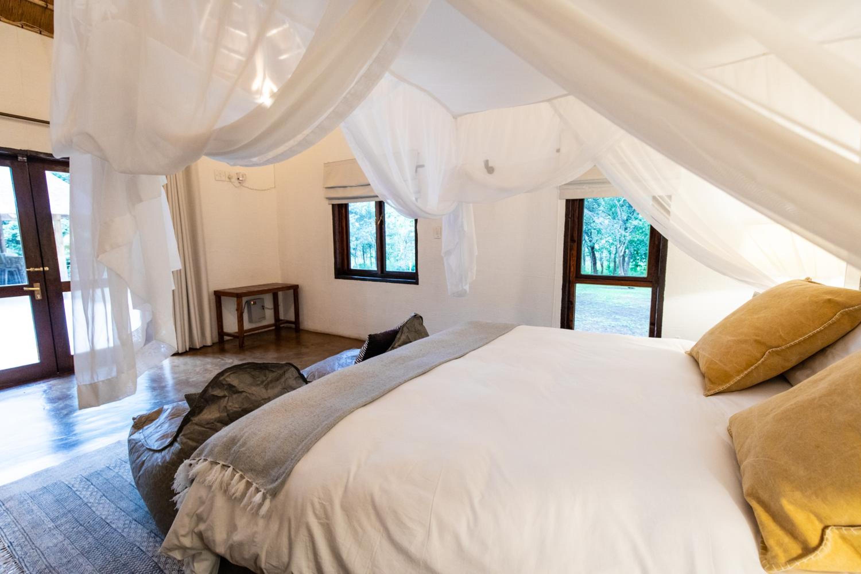 Kingly Bush Villa 3/36