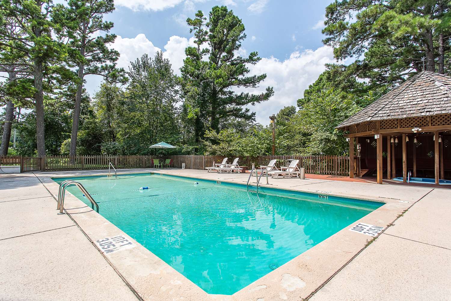Eureka Springs Heritage Motel 6/13