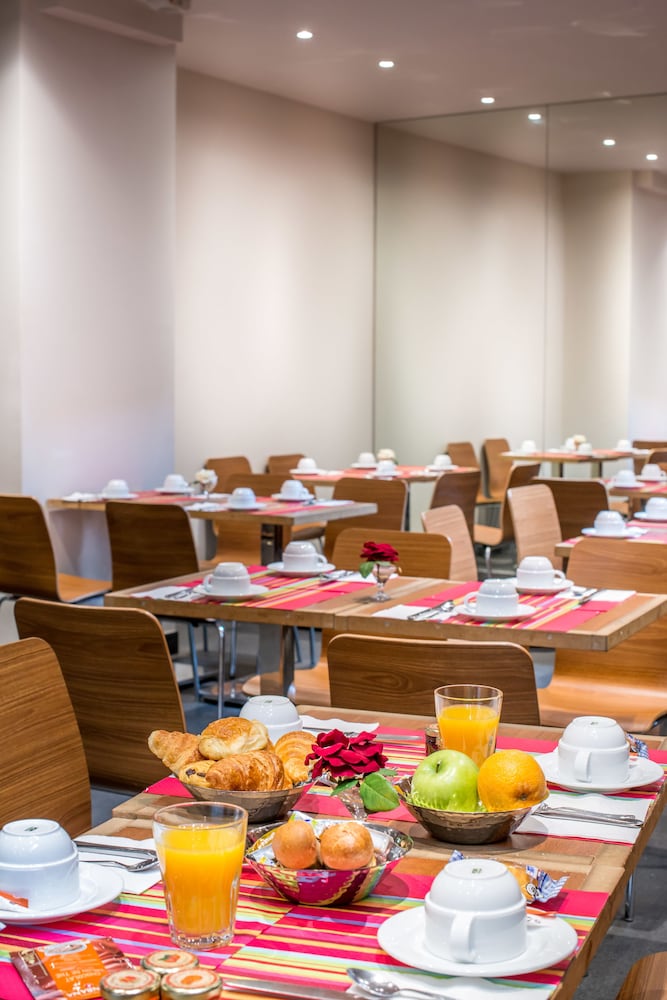 ART HOTEL EIFFEL 51/58