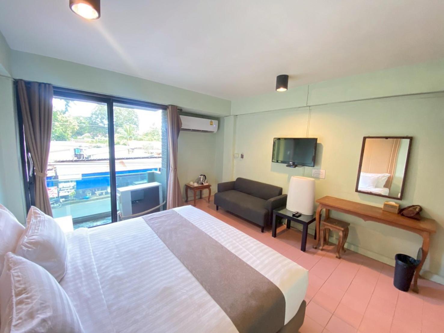 Standard, Double Bed