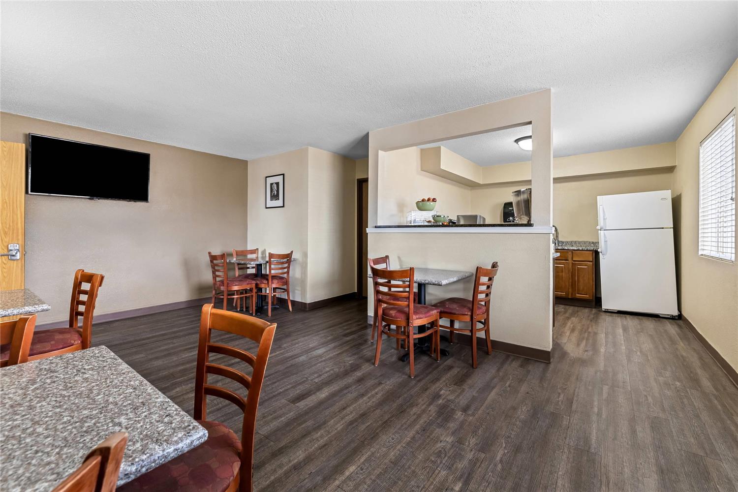 Rodeway Inn Rapid City SD 10/12