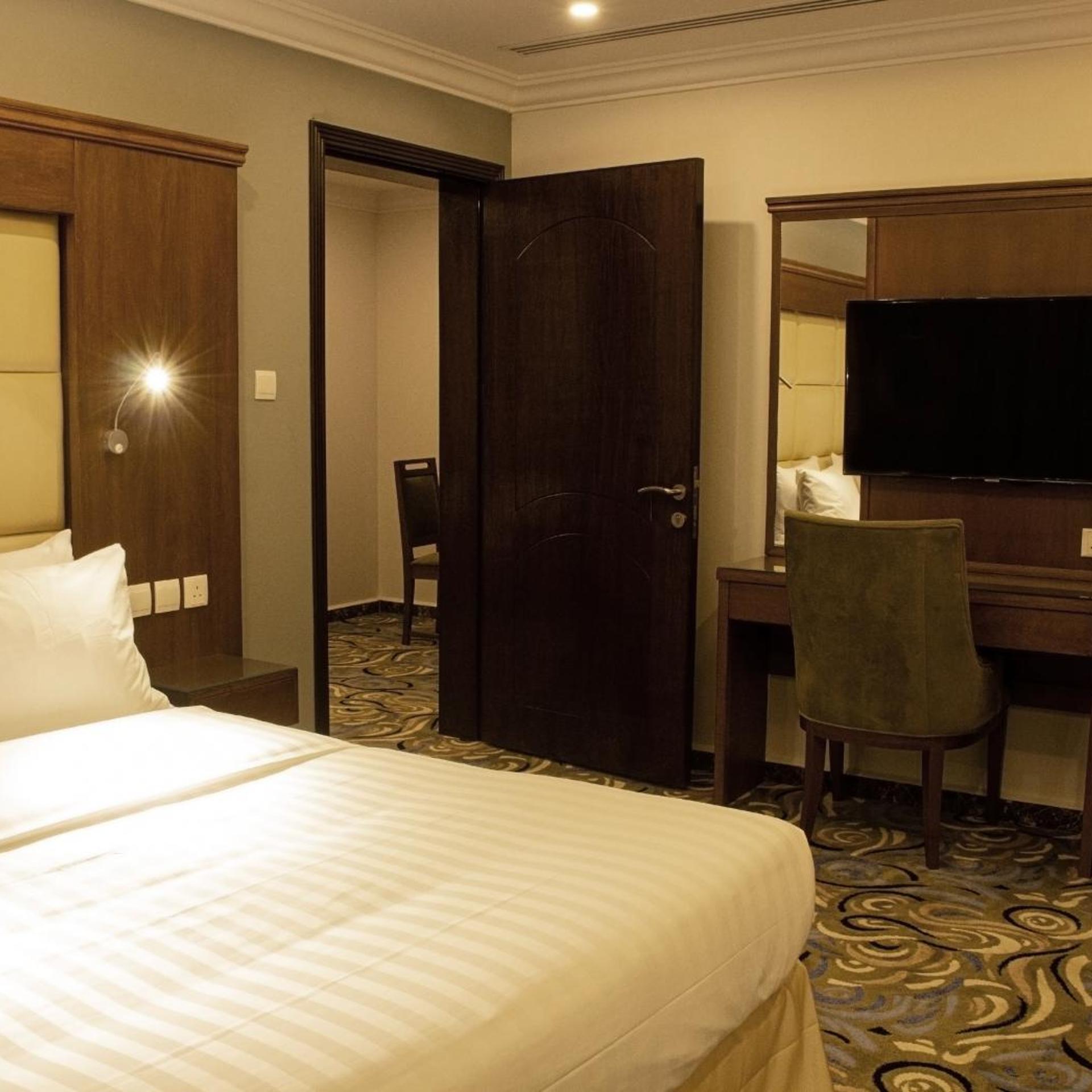 فندق رونا الخبر(Rona al khobar hotel) 13/40