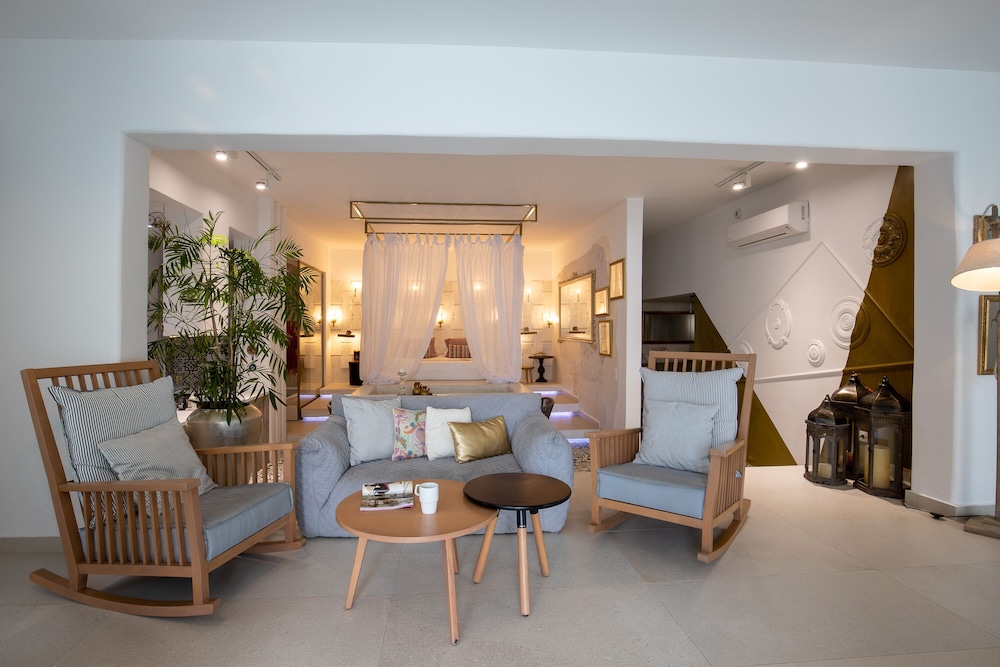 Kouros Exclusive Suites - Adults Only 55/78