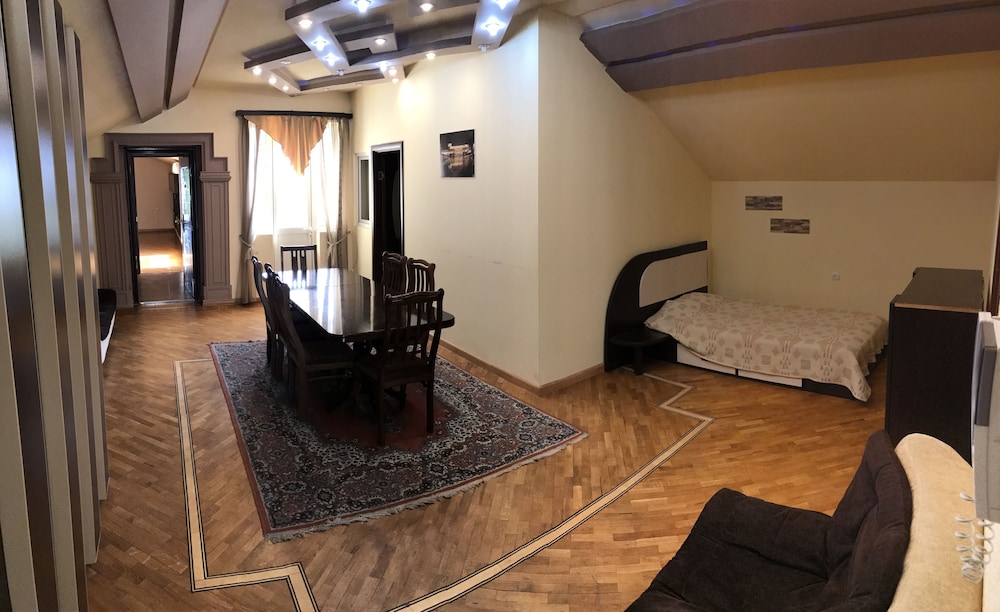 Tatev Apartments 30/43
