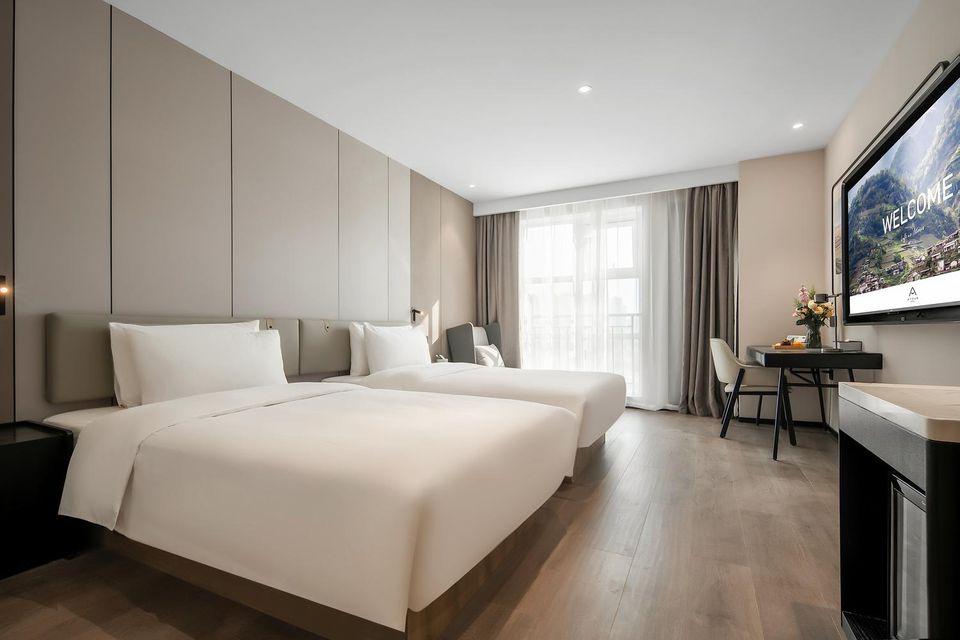 Elegant, Twin Beds