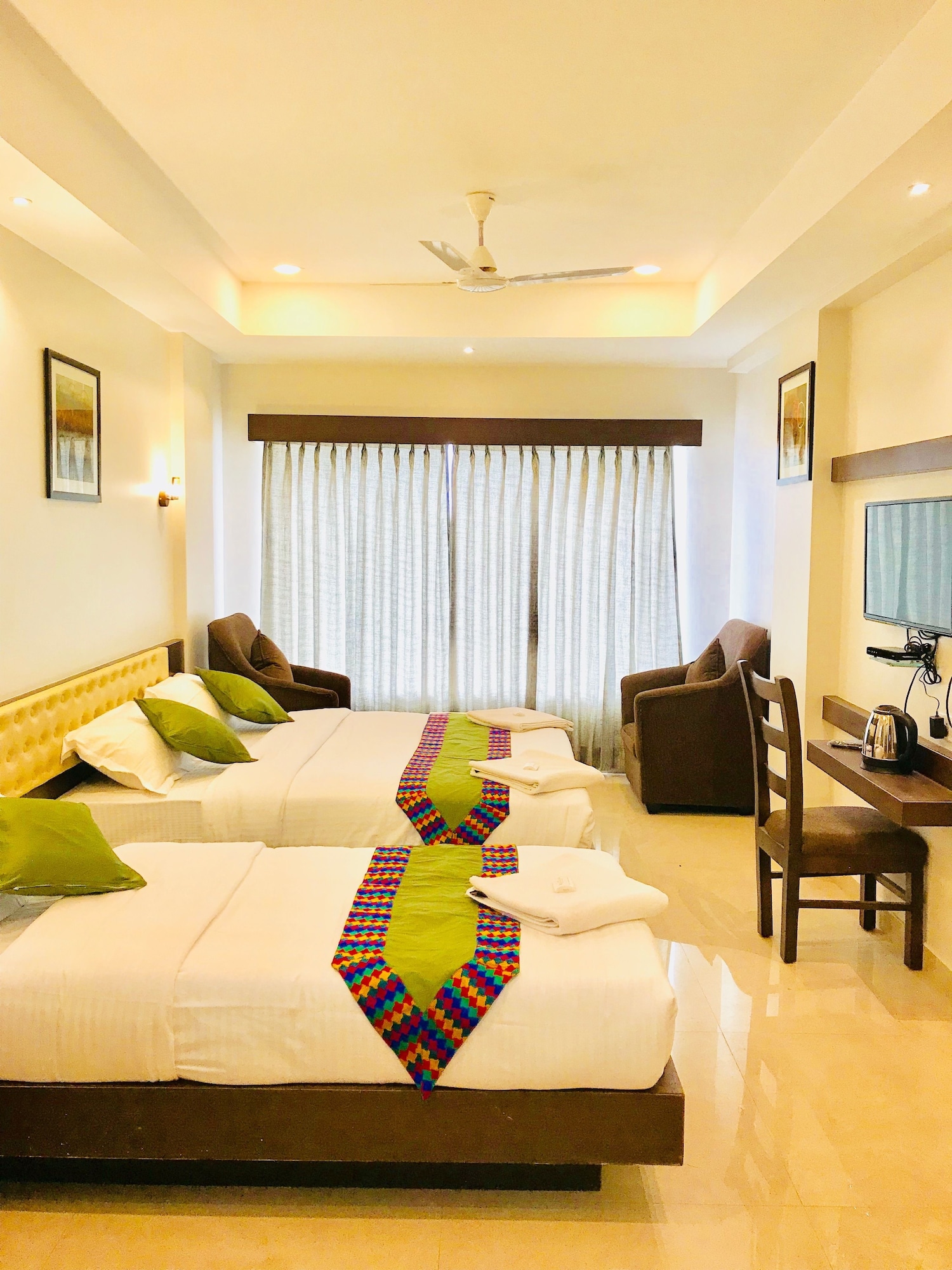 GRAND, TRIPLE, MULTIPLE BEDS