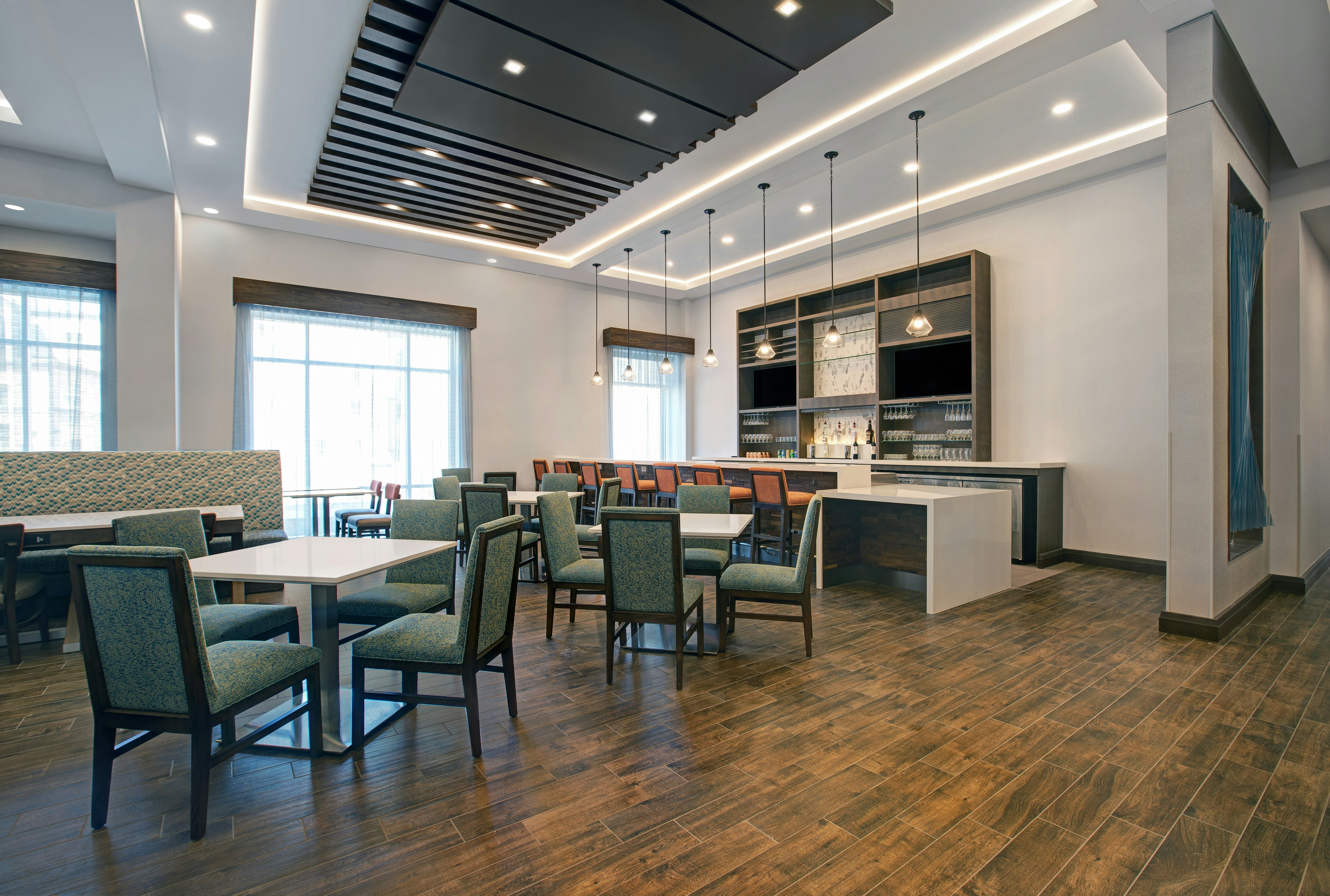 Hampton Inn and Suites by Hilton Waterloo St. Jacobs 36/45