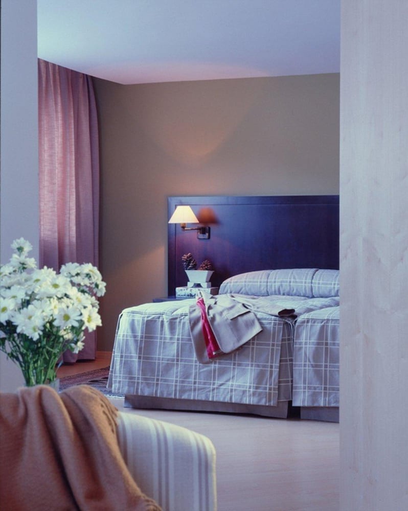 Yomo Centric Hotel 15/50