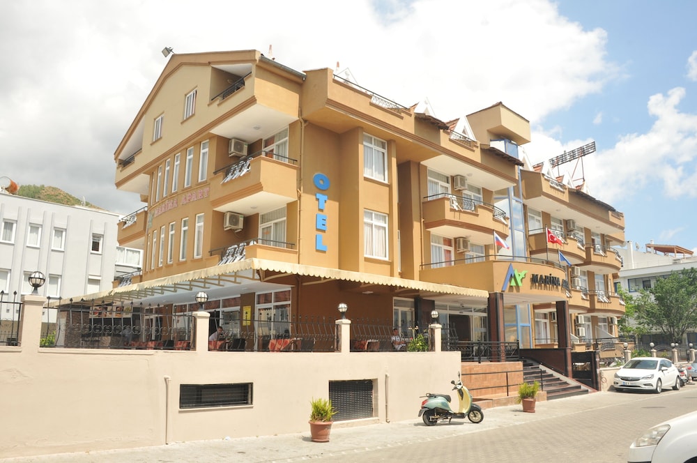 Marina Apart Hotel 5/48