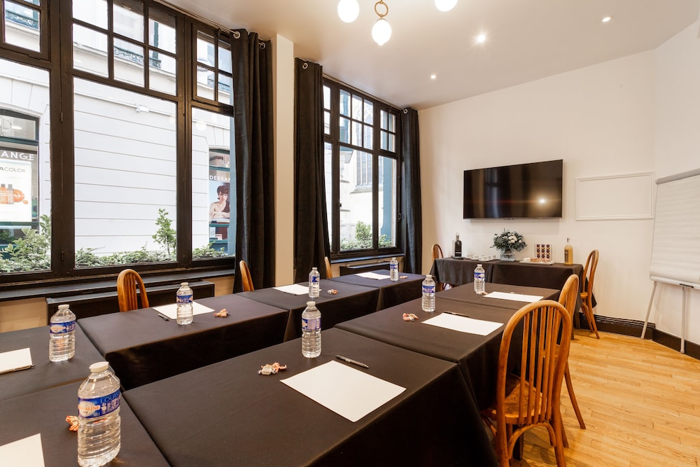 Hotel Brueghel 64/71
