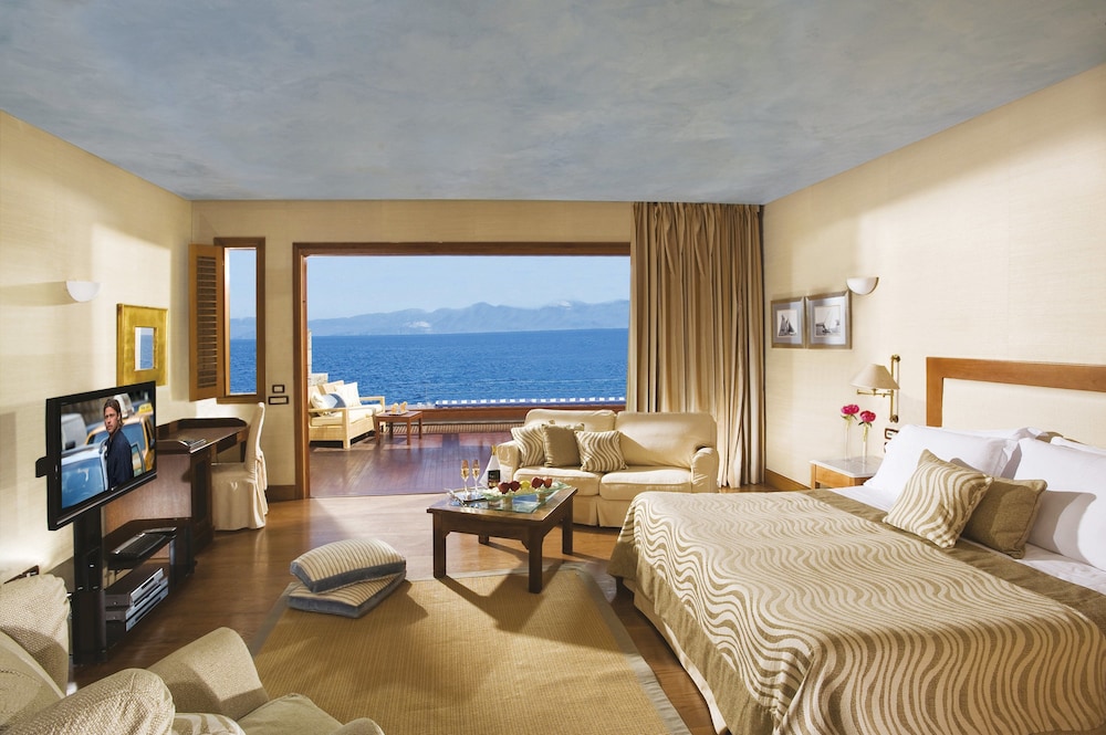 ISLAND, WELLNESS, SUITE, WATER FRONT