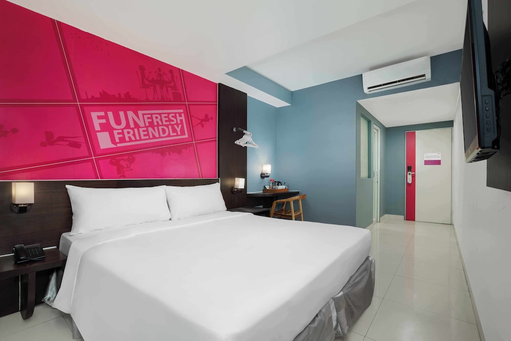 Room at favehotel Kelapa Gading, JAKARTA