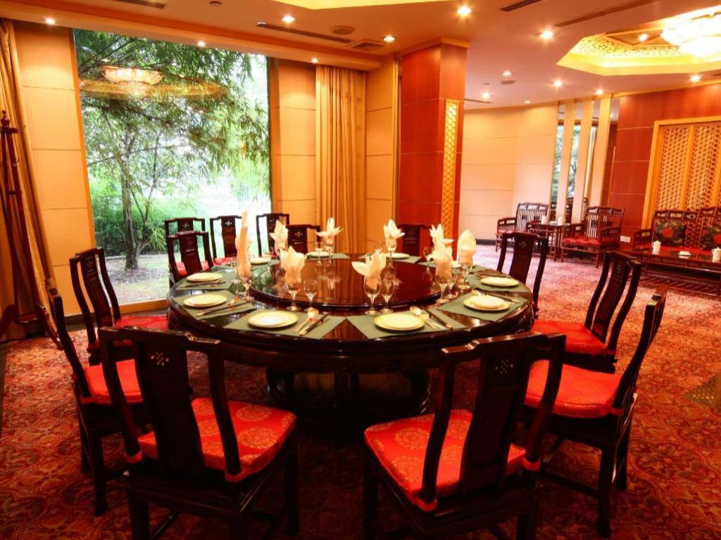 Zhangjiagang Guomao Hotel 27/42