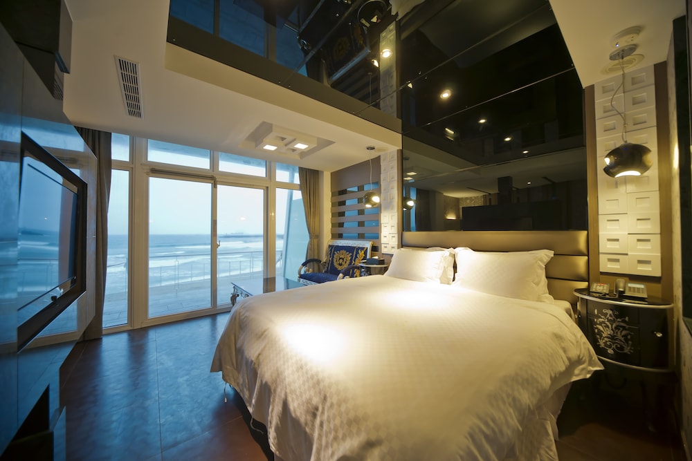 White House Beach Resort 28/71