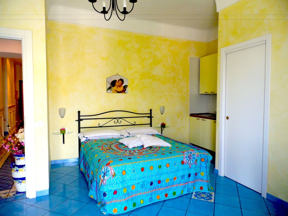 Bed And Breakfast Dimora Carlo Iii 16/43
