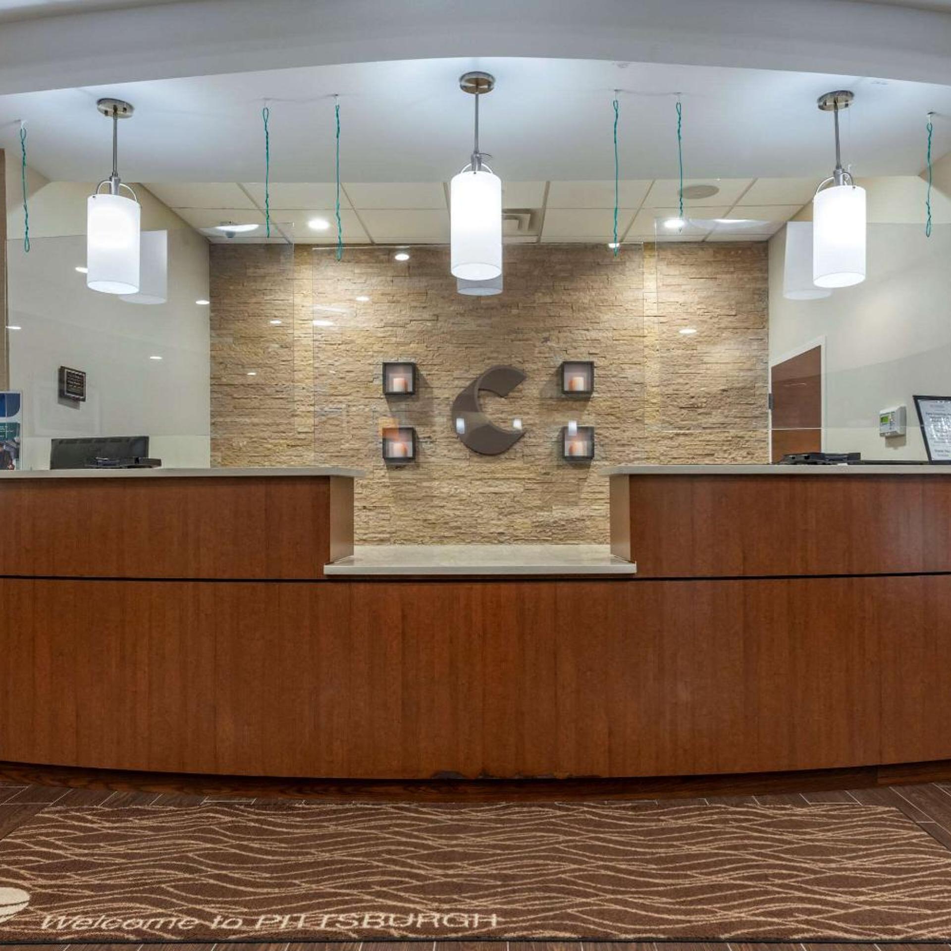 Comfort Inn & Suites 6/40