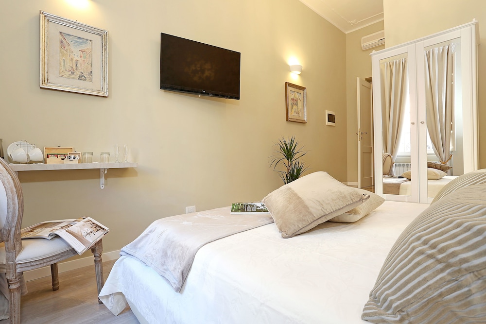 Liberty Rome Suites 32/68