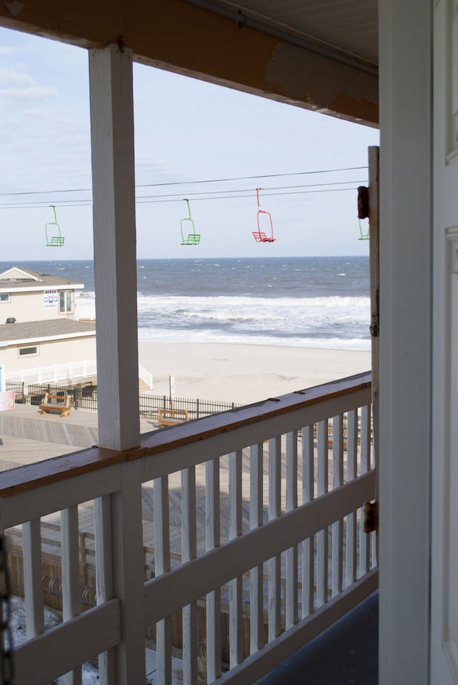 Boardwalk Hotel Charlee Beach House Rentals 1/50