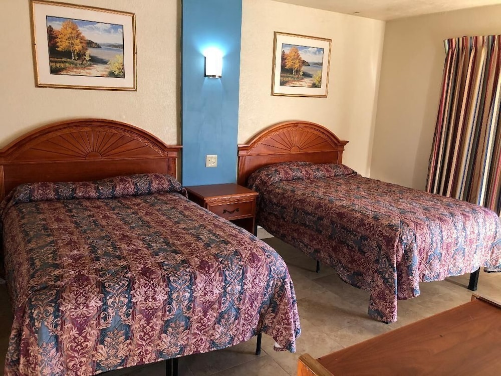 Americas Best Value Inn- Daytona Beach 11/35
