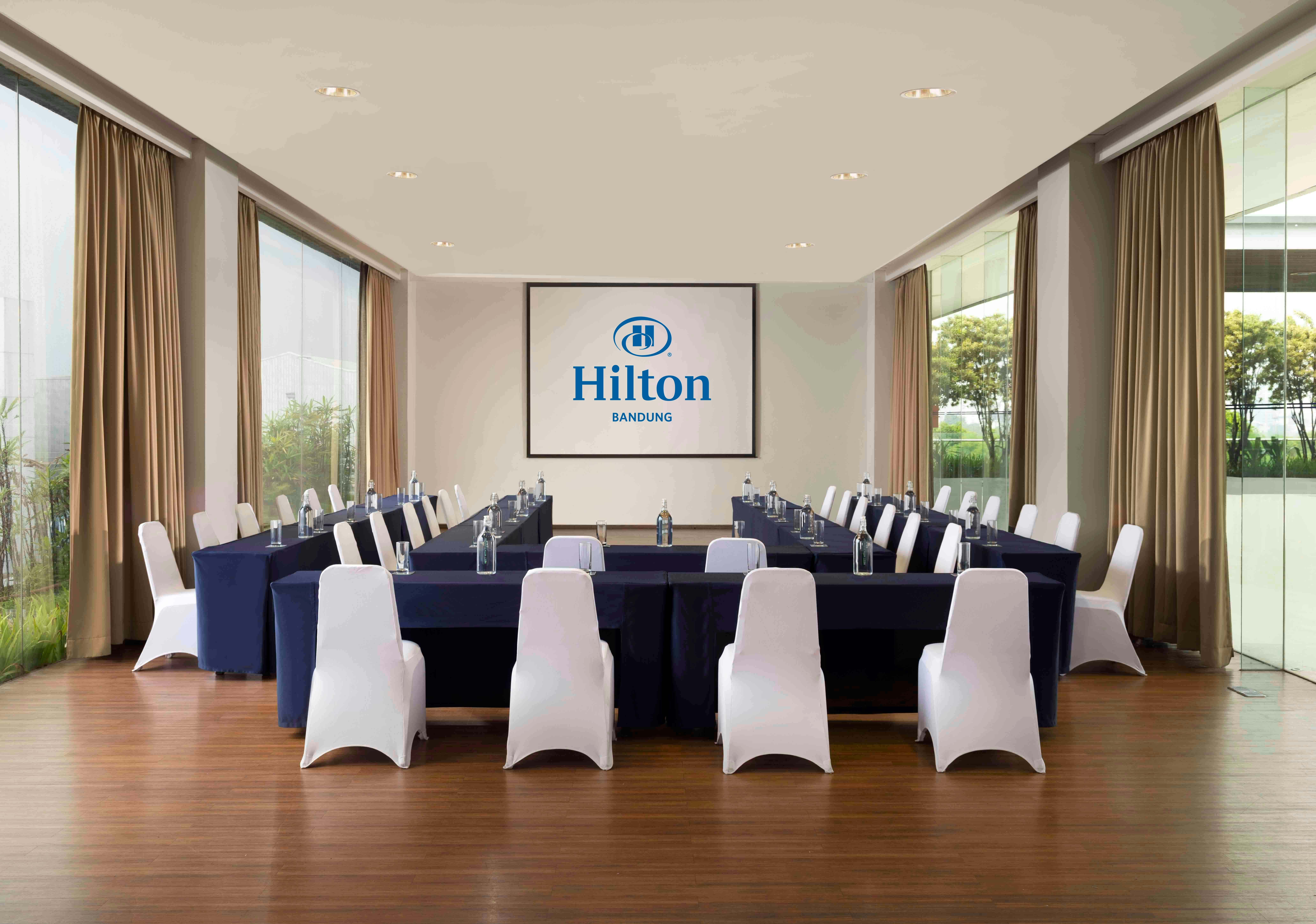 Hilton Bandung 50/54