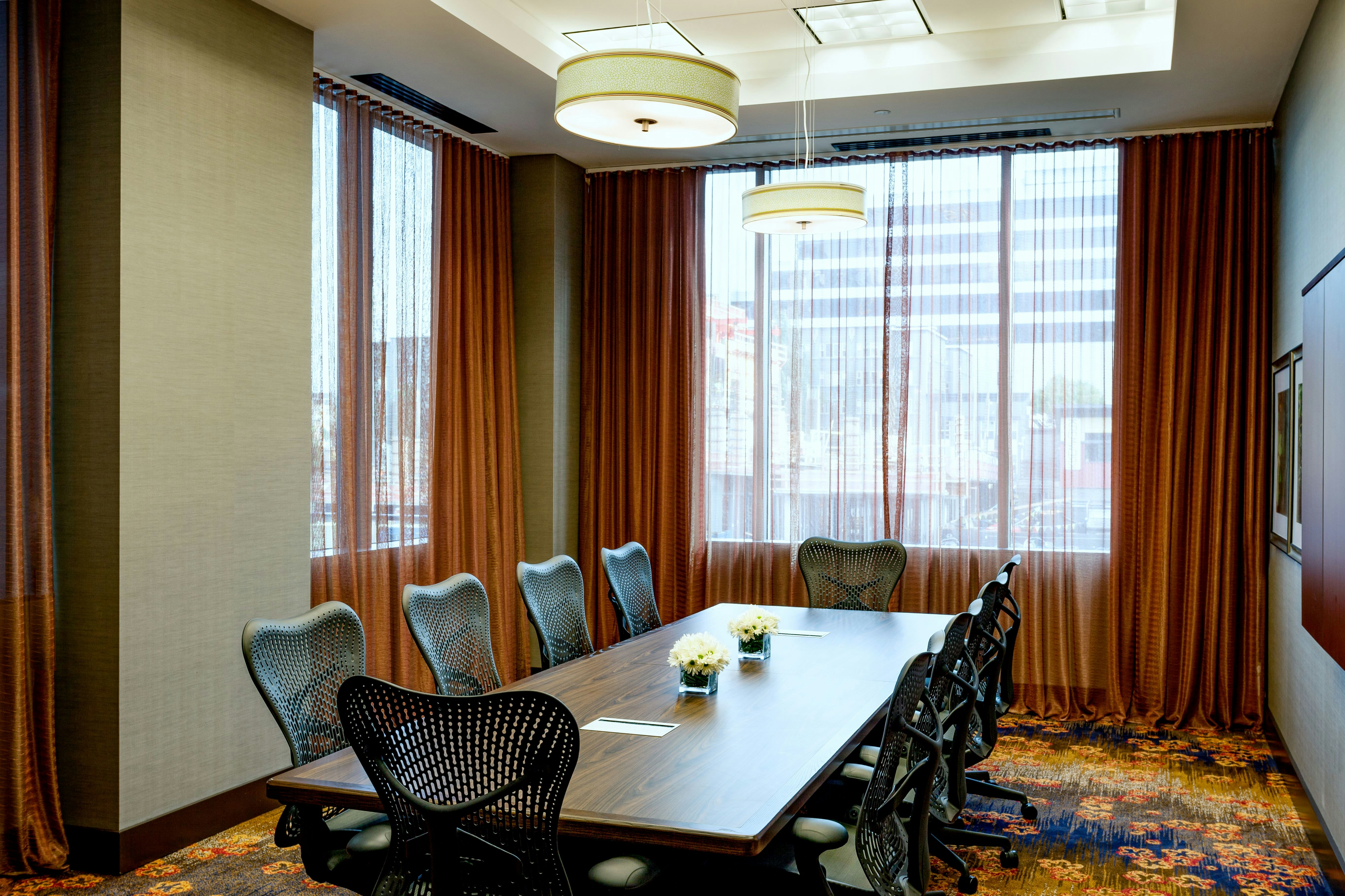 Hilton Garden Inn Seattle Downtown 55/80