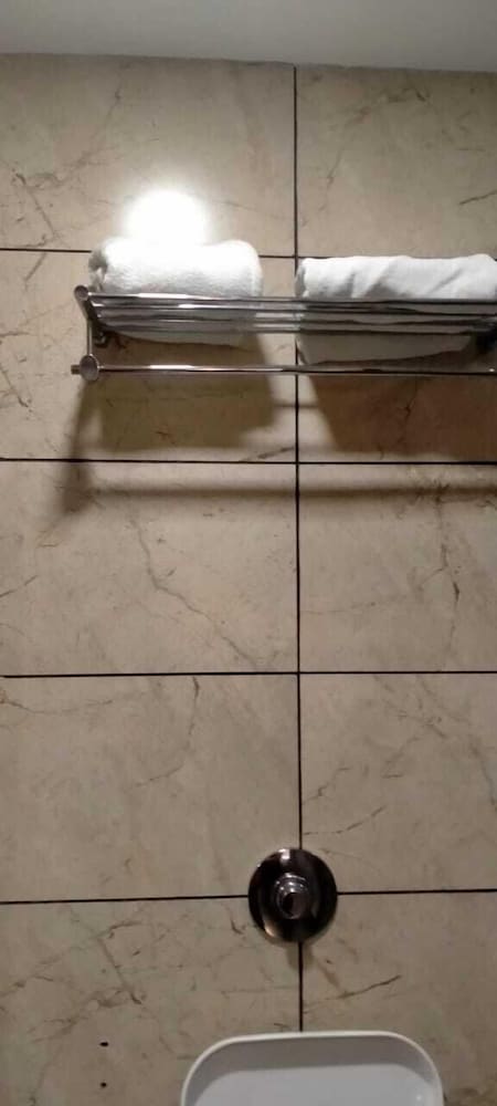 Armoise Hotel 30/40