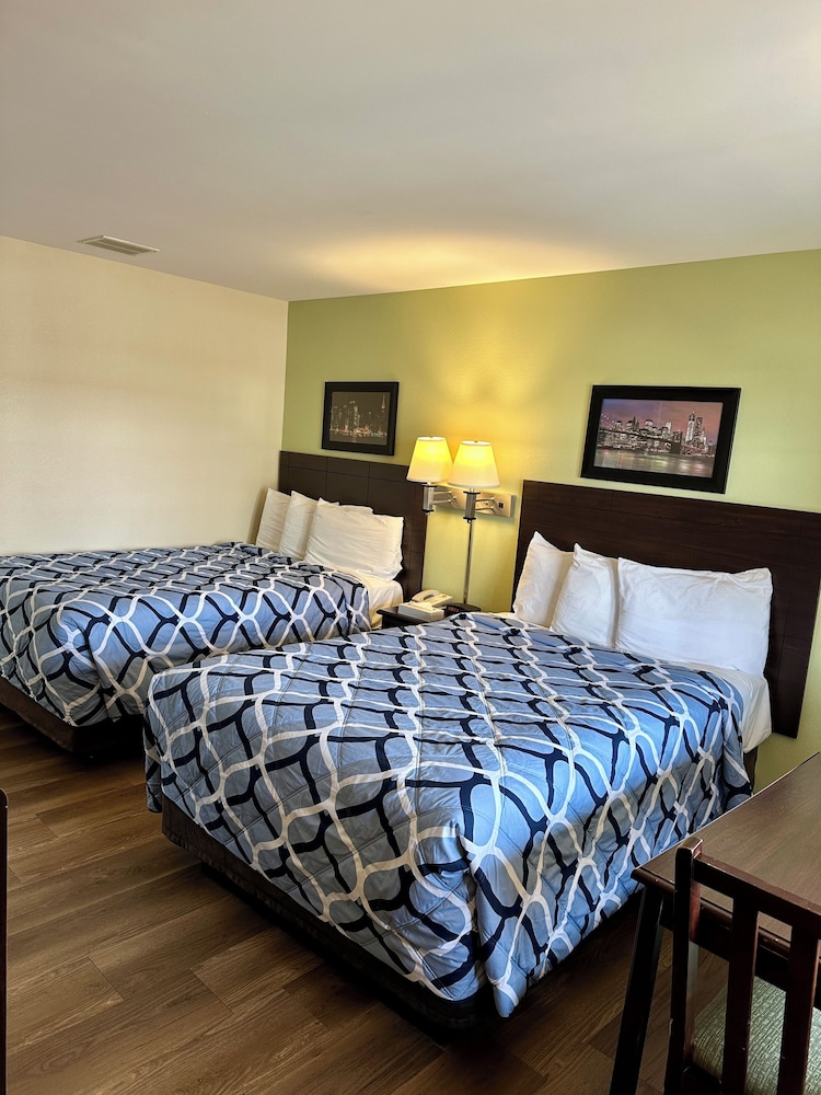 Sea Girt Lodge 25/72