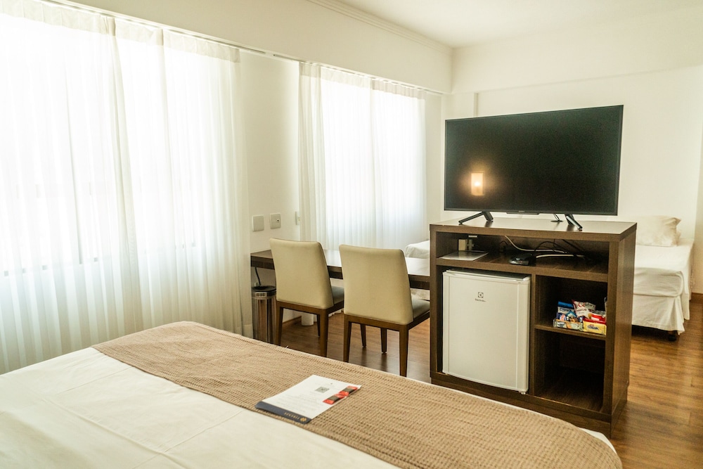 Firenze Business Hotel (ex Slaviero Essential Palhoca Viacatarina) 43/63