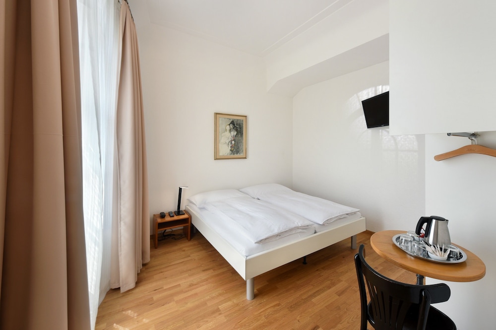 Hotel National Bern 25/50
