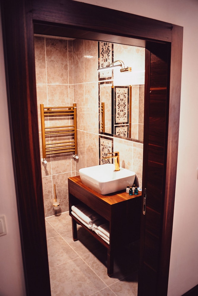 Grand Selale Hotel 50/50