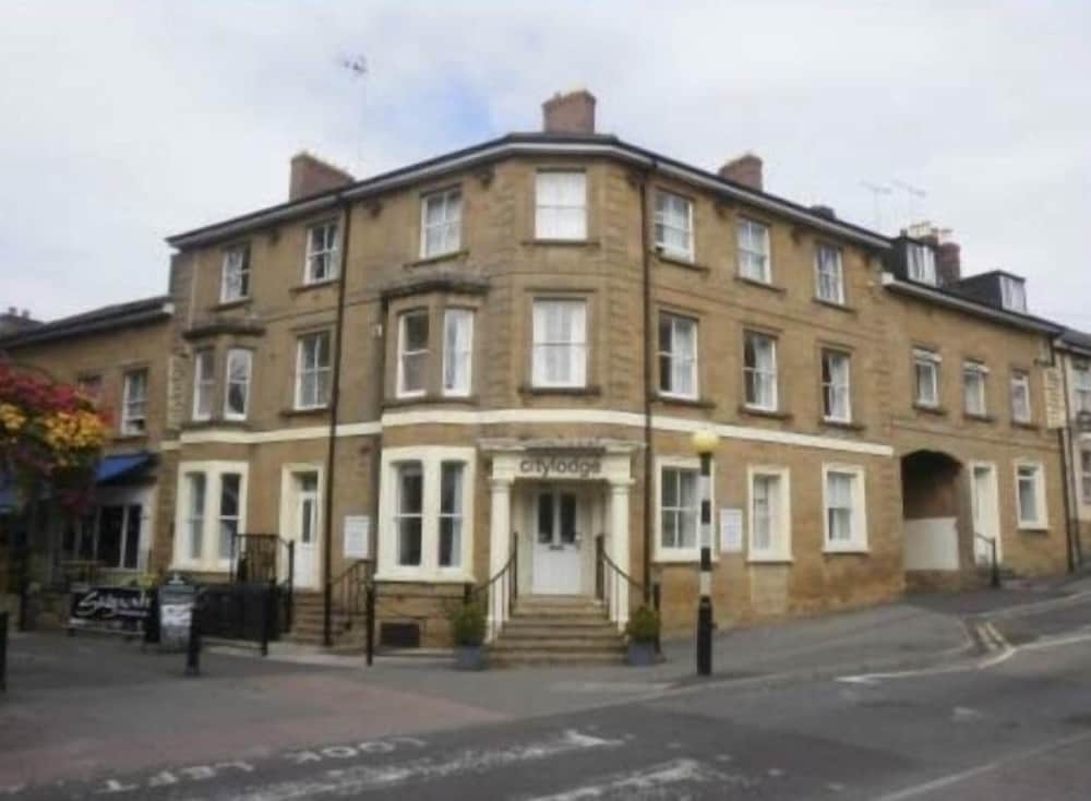 The Terrace Lodge Hotel 3/48