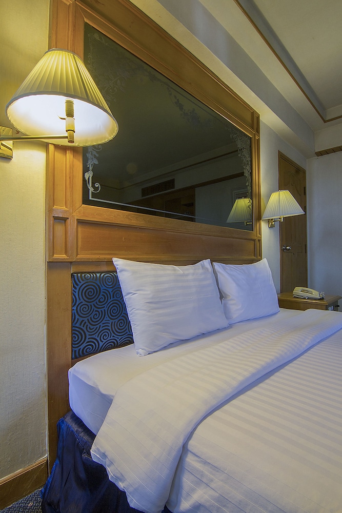 Bossotel Chiang Mai 26/50