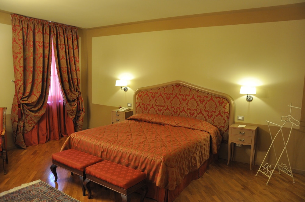 SUPERIOR, DOUBLE BED