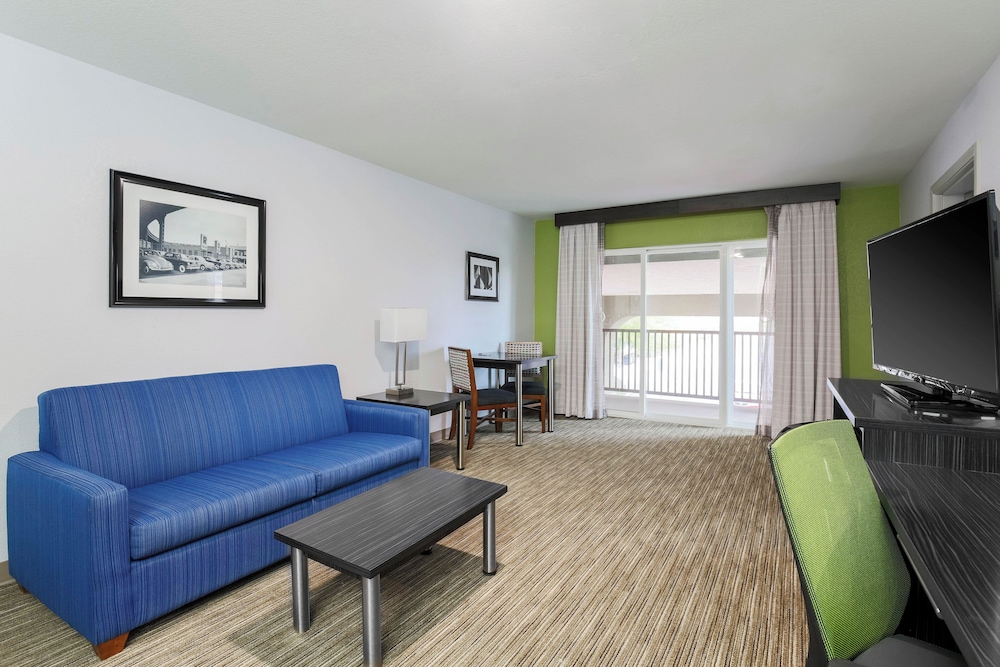 Holiday Inn Express Lancaster 40/70