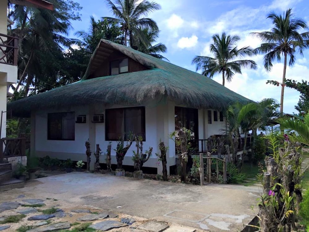 Stunning Republic Beach Resort 6/58