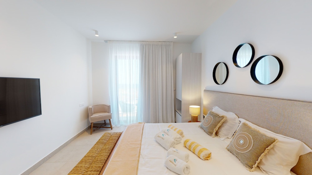 PERIYALI KONNOS Villas Beach Resort 12/53