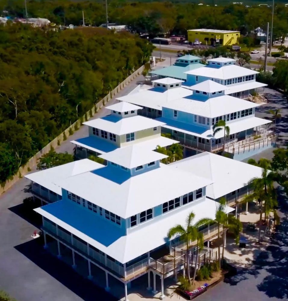 Dolphin Point Villas 5/50
