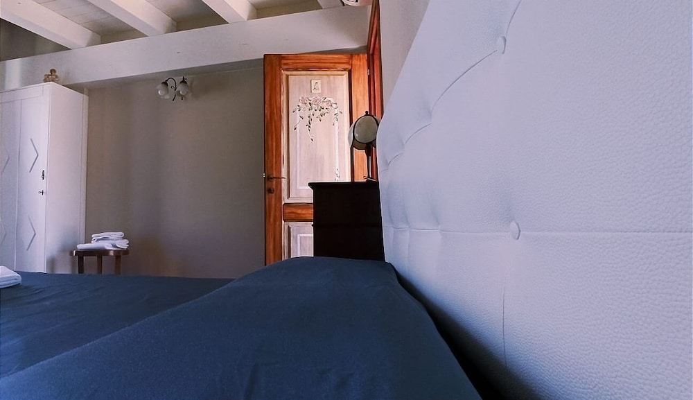 Donnaciccina Accomodation 15/50