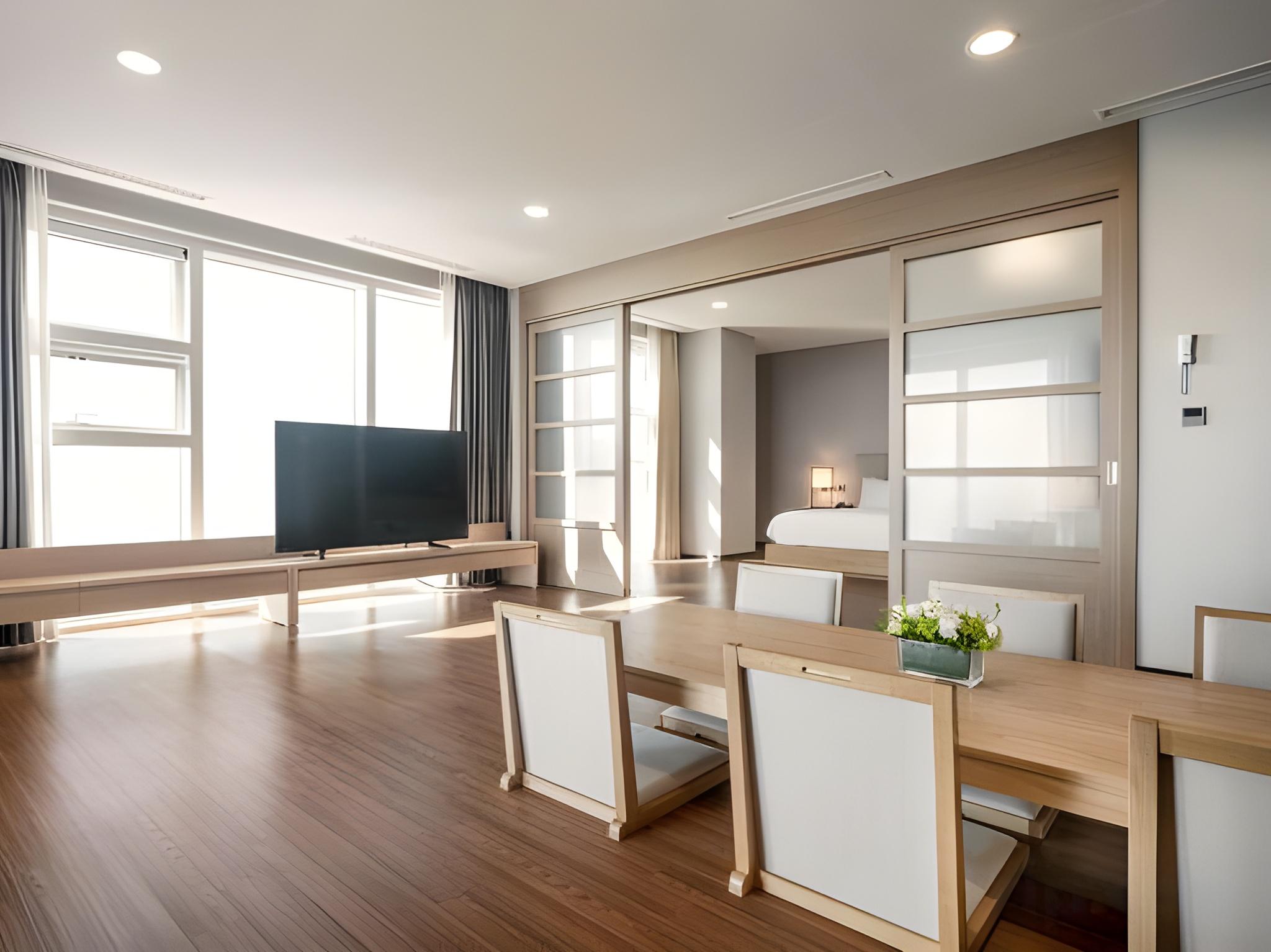 Suite, Queen Bed