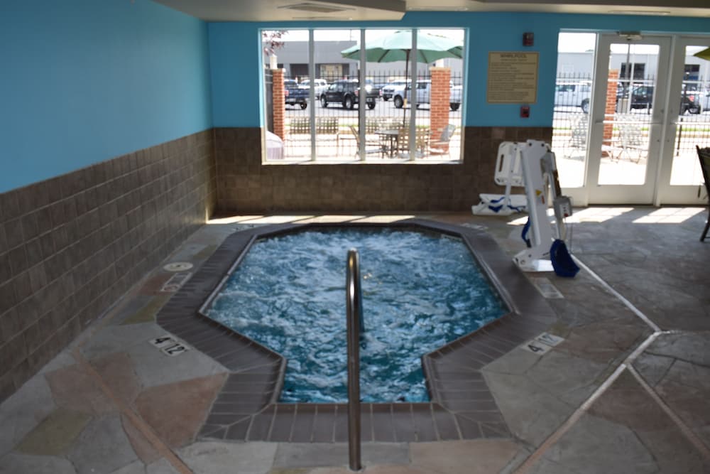 Holiday Inn Express Hotel Suites Sparta 30/49
