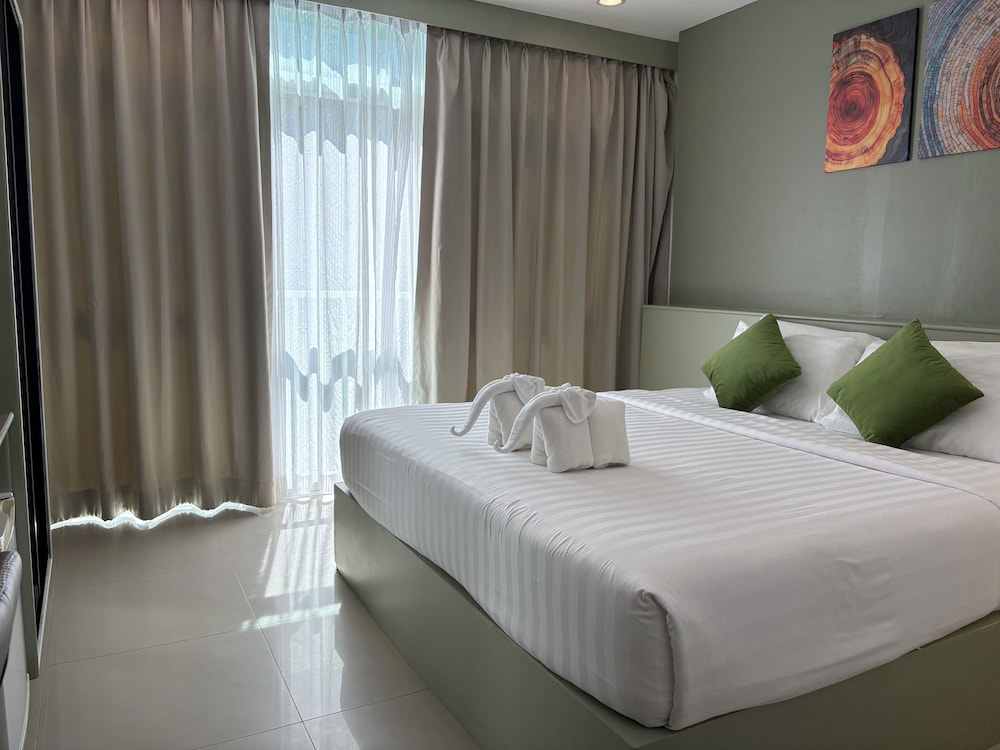 غرفة سوبيريور بسرير مزدوج، MODERN LIVING HOTEL 9/10
